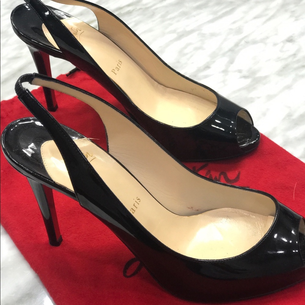 🎉🎉 SOLD!!!! 🎉🎉 💃🏻💃🏻 👠👠